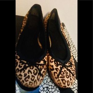 Aerosoles leopard flats